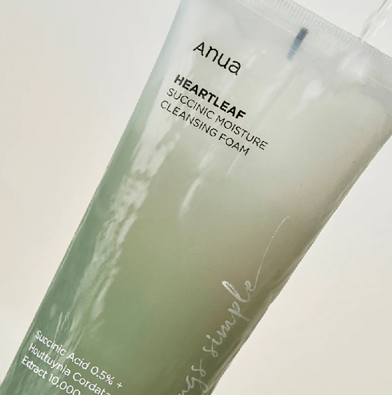 Anua Heartleaf Succinic Moisture Cleansing Foam